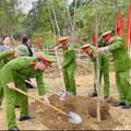 Các đơn vị Công an trong tỉnh hưởng ứng “Tết trồng cây đời đời nhớ ơn Bác Hồ”