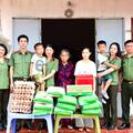Nghĩa tình từ những việc làm thiết thực: Phòng Tổ chức cán bộ hành trình sẻ chia cùng cán bộ, chiến sĩ và trẻ em có hoàn cảnh đặc biệt, khó khăn