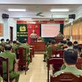 Đại tá Kim Duy Cương, Phó Giám đốc Công an tỉnh làm việc với Phòng Cảnh sát cơ động về kết quả công tác 6 tháng đầu năm 2026