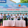 Lan tỏa thông điệp sống xanh từ phiên chợ truyền thông phòng, chống rác thải nhựa