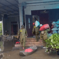 Công an Thanh Hóa chủ động bám địa bàn, hỗ trợ người dân trong mưa lũ