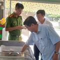 Công an xã Sao Vàng tăng cường kiểm tra bảo đảm an toàn thực phẩm dịp Tết Trung thu năm 2026