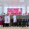 Phòng An ninh đối ngoại: Mang Trung thu đến với bệnh nhi đang điều trị tại Bệnh viện Nhi Thanh Hóa