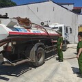 Kiểm tra phòng cháy, chữa cháy, phát hiện cơ sở thu mua phế liệu có dấu hiệu kinh doanh dầu không phép