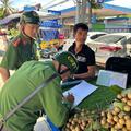 Công an xã Triệu Sơn tiếp tục ra quân thiết lập trật tự đô thị, trật tự công cộng, xử lý nghiêm các hành vi vi phạm
