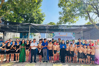 <a href="/tin-tuc-su-kien/tin-hoat-dong" title="Tin hoạt động" rel="dofollow">Tin hoạt động</a>