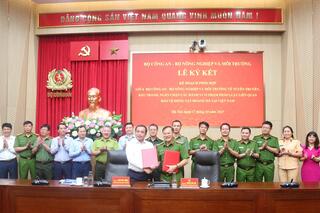 <a href="/tin-tuc-su-kien/tin-hoat-dong" title="Tin hoạt động" rel="dofollow">Tin hoạt động</a>