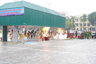 <a href="/tin-tuc-su-kien/huong-ve-co-so2" title="Phong trào toàn dân bảo vệ ANTQ" rel="dofollow">Phong trào toàn dân bảo vệ ANTQ</a>