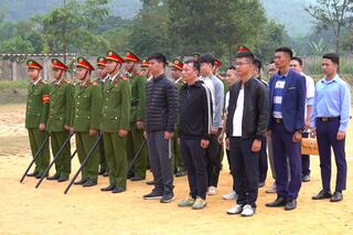 <a href="/tin-tuc-su-kien/tin-hoat-dong" title="Tin hoạt động" rel="dofollow">Tin hoạt động</a>