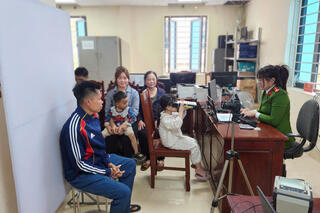 <a href="/tin-tuc-su-kien/tin-hoat-dong" title="Tin hoạt động" rel="dofollow">Tin hoạt động</a>