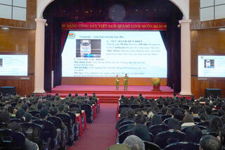 <a href="/tin-tuc-su-kien/tin-hoat-dong" title="Tin hoạt động" rel="dofollow">Tin hoạt động</a>