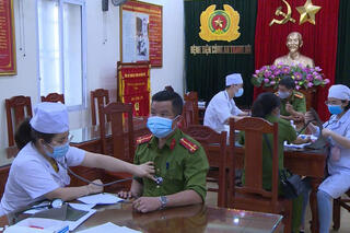 <a href="/tin-tuc-su-kien/tin-hoat-dong" title="Tin hoạt động" rel="dofollow">Tin hoạt động</a>