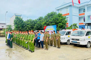 <a href="/tin-tuc-su-kien/tin-hoat-dong" title="Tin hoạt động" rel="dofollow">Tin hoạt động</a>