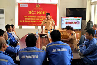 <a href="/tin-tuc-su-kien/tin-hoat-dong" title="Tin hoạt động" rel="dofollow">Tin hoạt động</a>