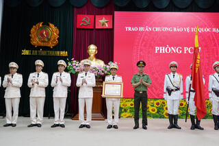 <a href="/tin-tuc-su-kien/tin-hoat-dong" title="Tin hoạt động" rel="dofollow">Tin hoạt động</a>