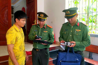 <a href="/tin-tuc-su-kien/tin-hoat-dong" title="Tin hoạt động" rel="dofollow">Tin hoạt động</a>