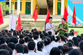 <a href="/tin-tuc-su-kien/tin-an-ninh-trat-tu" title="Tin An ninh trật tự" rel="dofollow">Tin An ninh trật tự</a>