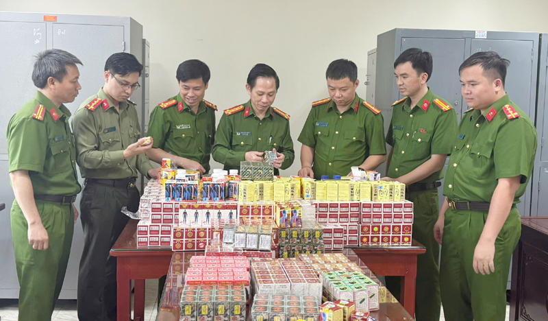 <a href="/tin-tuc-su-kien/tu-lieu" title="Tư liệu" rel="dofollow">Tư liệu</a>
