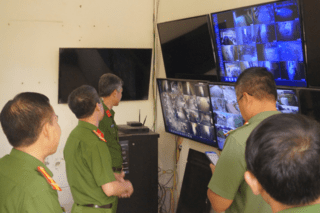 <a href="/tin-tuc-su-kien/tin-an-ninh-trat-tu" title="Tin An ninh trật tự" rel="dofollow">Tin An ninh trật tự</a>