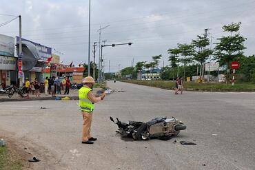 <a href="/tin-tuc-su-kien/tin-hoat-dong" title="Tin hoạt động" rel="dofollow">Tin hoạt động</a>