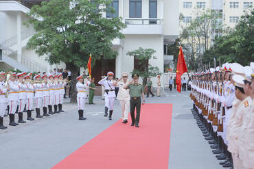 <a href="/tin-tuc-su-kien/tu-lieu" title="Tư liệu" rel="dofollow">Tư liệu</a>