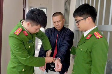 <a href="/tin-tuc-su-kien/tin-an-ninh-trat-tu" title="Tin An ninh trật tự" rel="dofollow">Tin An ninh trật tự</a>