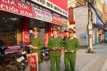 <a href="/tin-tuc-su-kien/tin-hoat-dong" title="Tin hoạt động" rel="dofollow">Tin hoạt động</a>