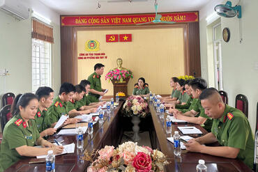 <a href="/tin-tuc-su-kien/tin-hoat-dong" title="Tin hoạt động" rel="dofollow">Tin hoạt động</a>