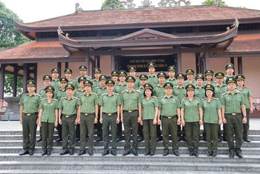 <a href="/tin-tuc-su-kien/tin-hoat-dong" title="Tin hoạt động" rel="dofollow">Tin hoạt động</a>