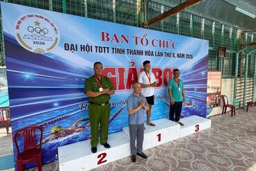 <a href="/tin-tuc-su-kien/tin-hoat-dong" title="Tin hoạt động" rel="dofollow">Tin hoạt động</a>
