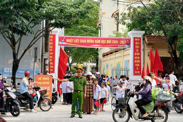 <a href="/tin-tuc-su-kien/tin-hoat-dong" title="Tin hoạt động" rel="dofollow">Tin hoạt động</a>