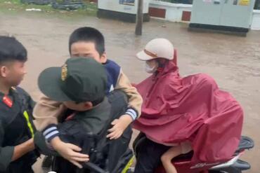 <a href="/tin-tuc-su-kien/tin-hoat-dong" title="Tin hoạt động" rel="dofollow">Tin hoạt động</a>