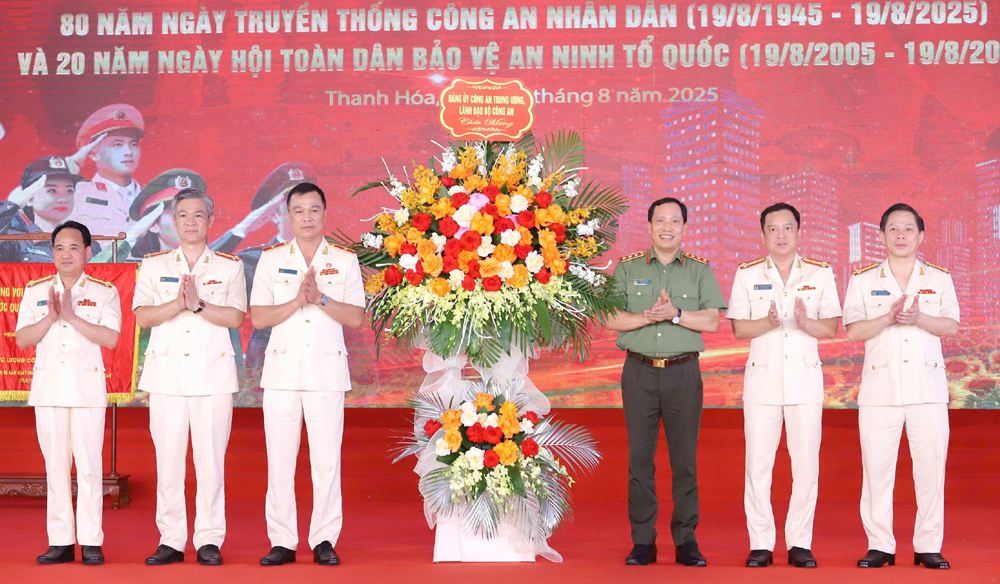 <a href="/tin-tuc-su-kien/tu-lieu" title="Tư liệu" rel="dofollow">Tư liệu</a>