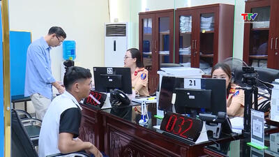 Thanh Hóa đẩy mạnh làm sạch giấy phép lái xe