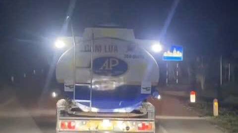 Thanh Hoá: Phòng Cảnh sát giao thông xác minh, xử lý lái xe ô tô lắp thêm đèn phía sau
