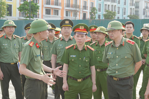 Chuẩn bị các phương án bảo đảm an ninh, trật tự khai mạc Lễ hội du lịch biển Sầm Sơn 2025