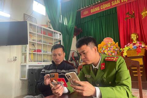 Thanh Hoá: Hơn 165 nghìn cán bộ, đảng viên và công dân tham gia góp ý dự thảo Văn kiện Đại hội XIV của Đảng trên nền tảng VNeID