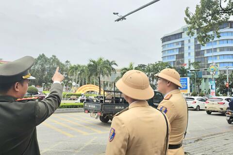 Tăng cường bảo đảm trật tự, an toàn giao thông tháng cuối năm