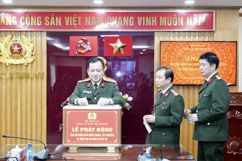 Công an Thanh Hóa: Phát động quyên góp, chung tay hỗ trợ các tỉnh miền Trung - Tây Nguyên khắc phục hậu quả thiên tai