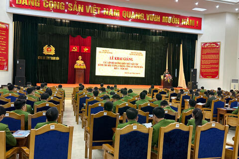 Công an tỉnh Thanh Hoá tổ chức lớp bồi dưỡng kiến thức dân tộc cho cán bộ, chiến sĩ