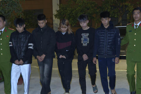 Bắt giữ nhóm thanh, thiếu niên để điều tra về hành vi giết người và gây rối trật tự công cộng