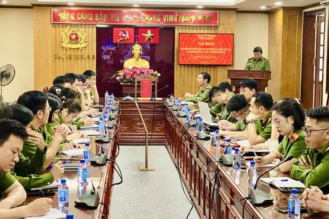 Phòng Tham mưu tổ chức tập huấn sử dụng phần mềm “Theo dõi tiến độ thực hiện nhiệm vụ, chỉ tiêu công tác” và bộ công cụ phục vụ công tác thống kê số liệu