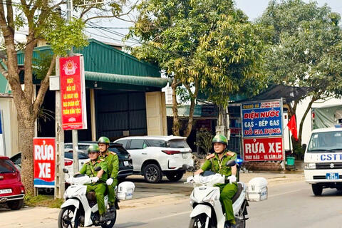 Phường Đông Sơn triển khai cao điểm lập lại trật tự an toàn giao thông, trật tự đô thị, trật tự công công, bảo đảm vệ sinh môi trường năm 2026