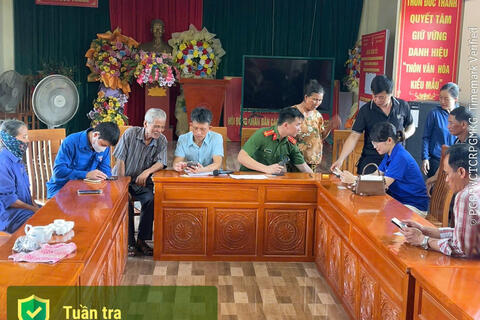 Tuổi trẻ Công an xã Hoằng Sơn đồng hành cùng người dân trong chuyển đổi số