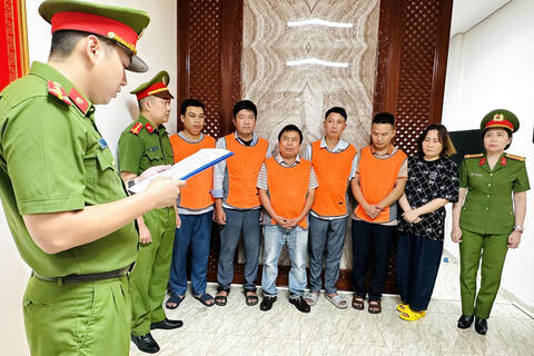 Thanh Hóa: Khởi tố, bắt giữ nhóm đối tượng làm giả hồ sơ thí nghiệm vật liệu xây dựng và mua bán hóa đơn