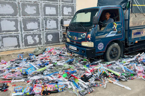 Tiêu hủy gần 4.000 đồ chơi trẻ em không rõ nguồn gốc, xuất xứ