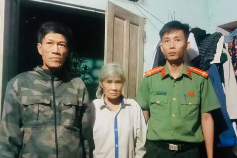 <a href="/tin-tuc-su-kien" title="Tin tức sự kiện" rel="dofollow">Tin tức sự kiện</a>
