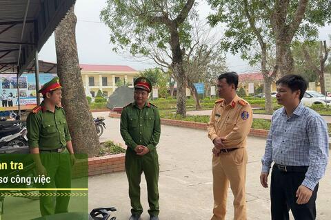 Công an xã Triệu Sơn: Tăng cường kiểm tra, nâng cao ý thức chấp hành pháp luật giao thông trong học sinh