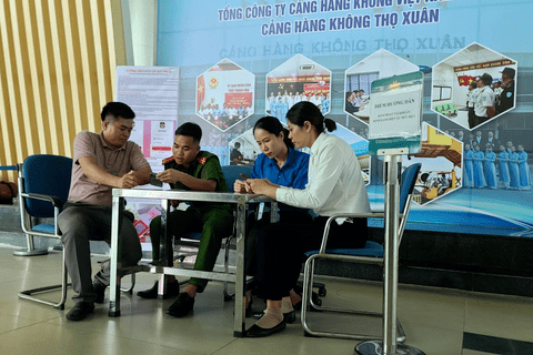 Công an tỉnh Thanh Hóa hoàn thành vượt chỉ tiêu, chính thức về đích trong “Chiến dịch” cấp tài khoản định danh điện tử