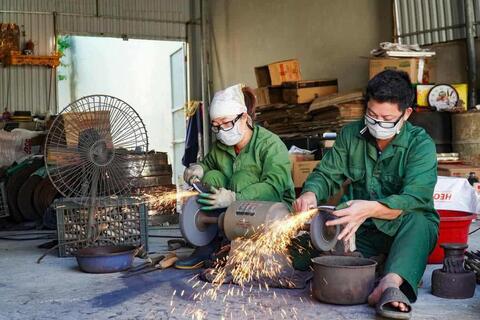 Bảo đảm an toàn trong hoạt động sản xuất, kinh doanh, xuất khẩu, nhập khẩu, vận chuyển, sử dụng dao có tính sát thương cao